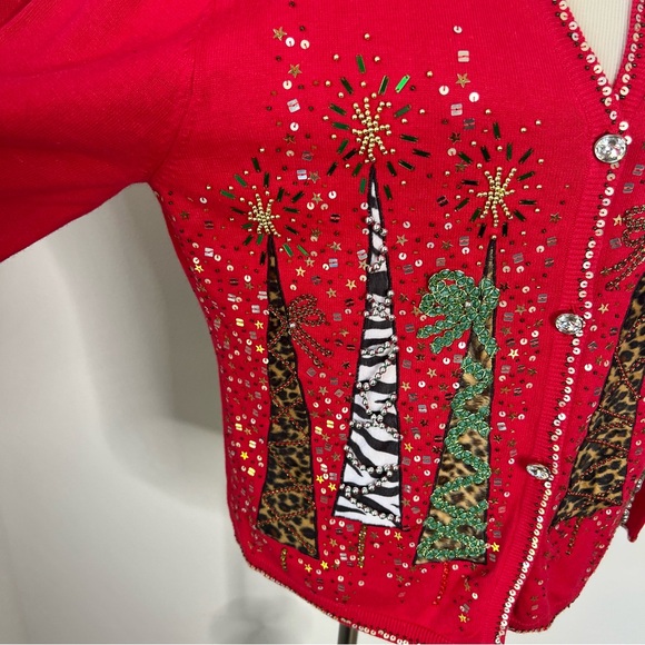 The Collective Works of Berek 2 Vintage Red Christmas Tree Long Sleeve Cardigan - Picture 5 of 14
